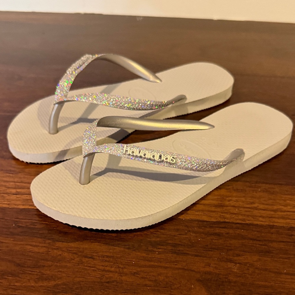 Havaianas Kid’s Glitter Flip Flops - Silver